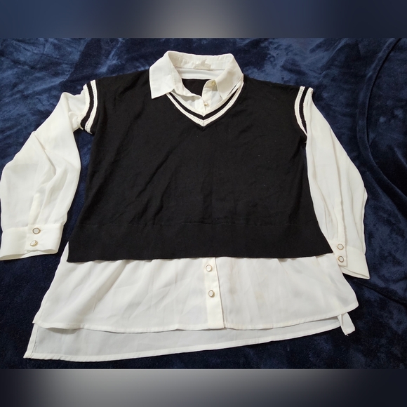 rio & Rian Tops - Rio & Rian black and white pullover dress shirt. Size XL